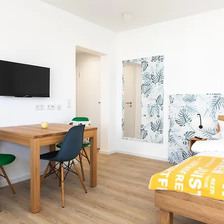 Appartementhaus Bracht - Heuler Lägenhet